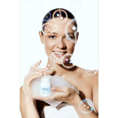 ZOLA x MAKAREVICH – DEEP CLEANSING SHAMPOO | Sampon curatare profunda gene si sprancene (30ml)